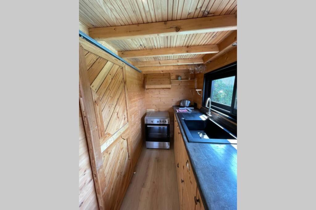 Myinsolite - Tiny-House, Jacuzzi, Brasero, Piscine Aigues-Mortes Exterior photo