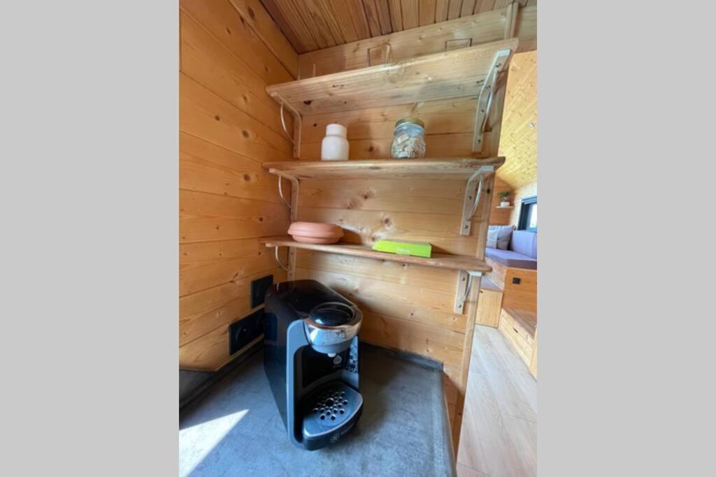 Myinsolite - Tiny-House, Jacuzzi, Brasero, Piscine Aigues-Mortes Exterior photo